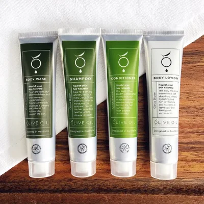 Conjuntos de mini shampoo e condicionador de viagem Tubos de produtos de higiene pessoal para comodidades de tamanho de hotel